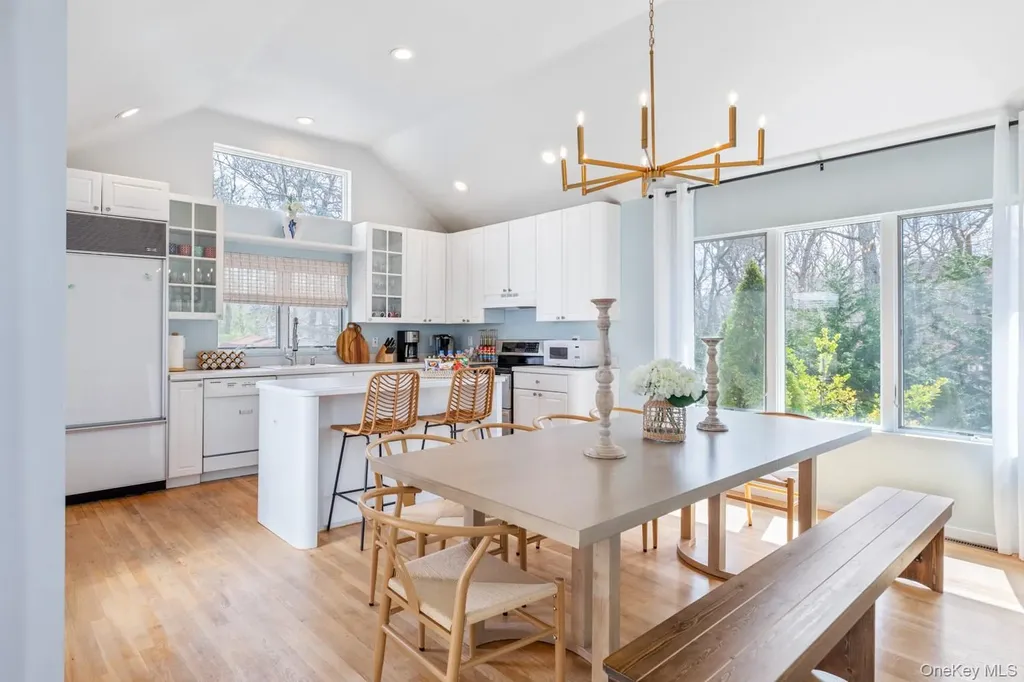 12 Douglas Court Hampton Bays NY 11946