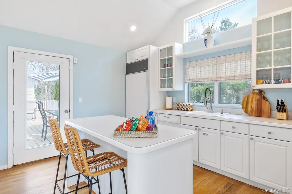 12 Douglas Court Hampton Bays NY 11946
