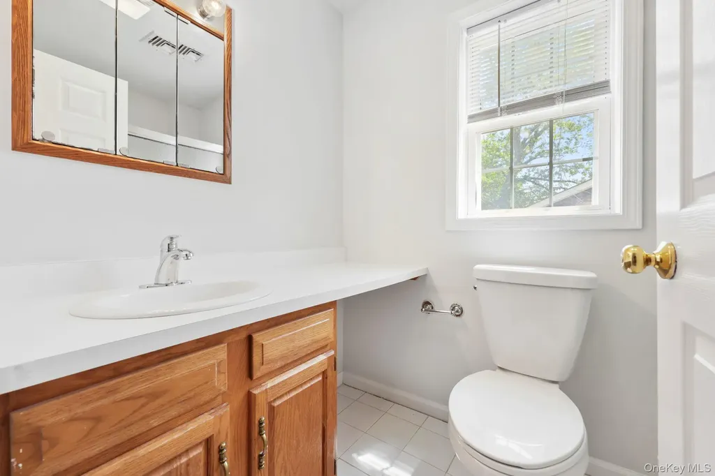 161 Adelphi Avenue Harrison NY 10528