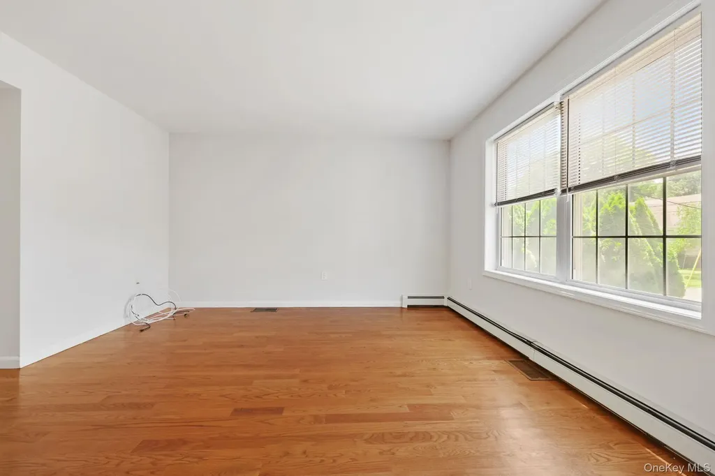 161 Adelphi Avenue Harrison NY 10528