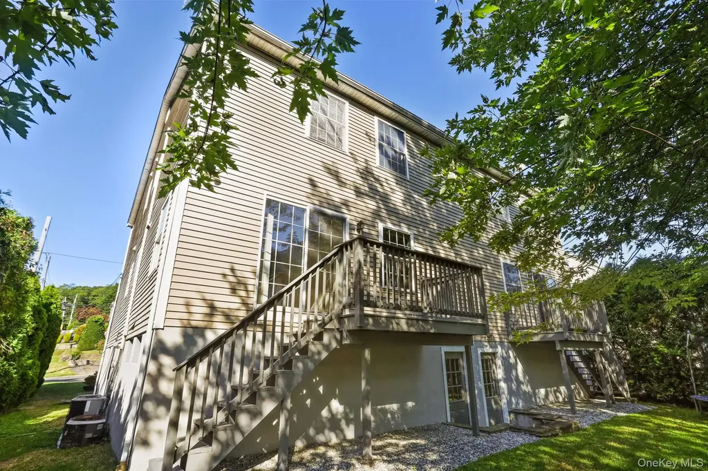 161 Adelphi Avenue Harrison NY 10528