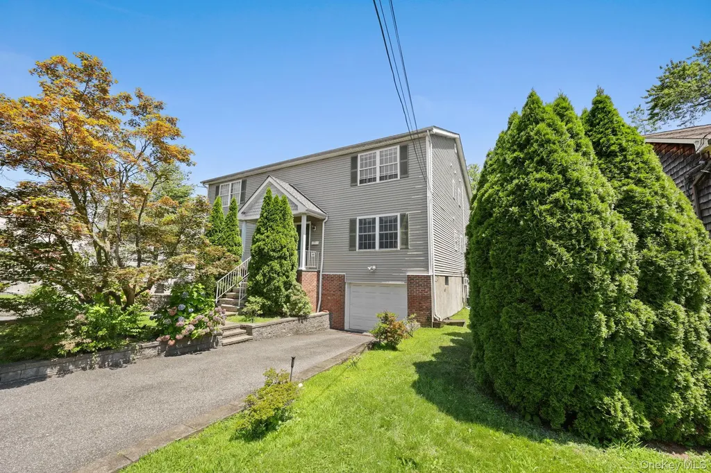 161 Adelphi Avenue Harrison NY 10528