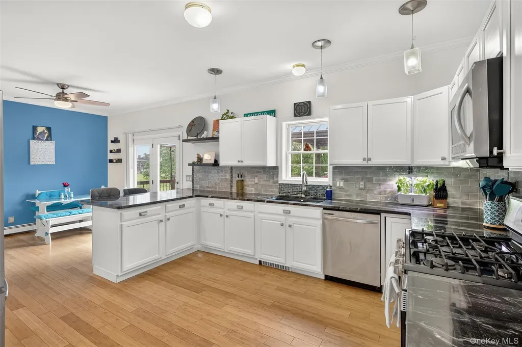 2171 Route 32 Saugerties NY 12477
