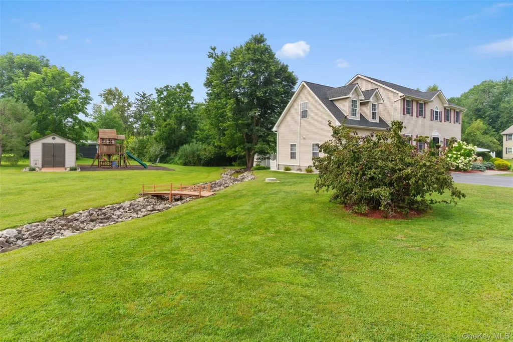 2171 Route 32 Saugerties NY 12477