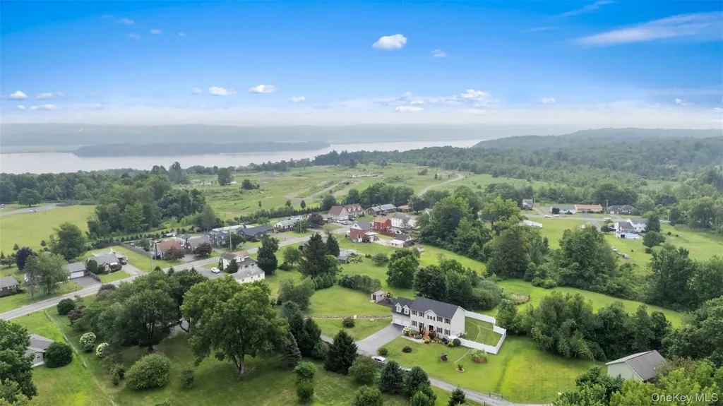 2171 Route 32 Saugerties NY 12477