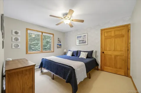 299 Zane Grey Way Barryville NY 12719