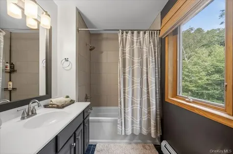 299 Zane Grey Way Barryville NY 12719