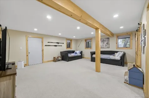 299 Zane Grey Way Barryville NY 12719