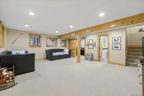 299 Zane Grey Way Barryville NY 12719
