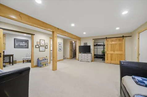 299 Zane Grey Way Barryville NY 12719