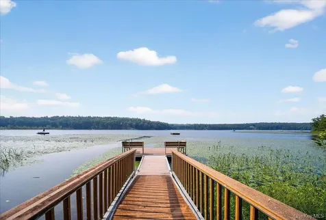 299 Zane Grey Way Barryville NY 12719