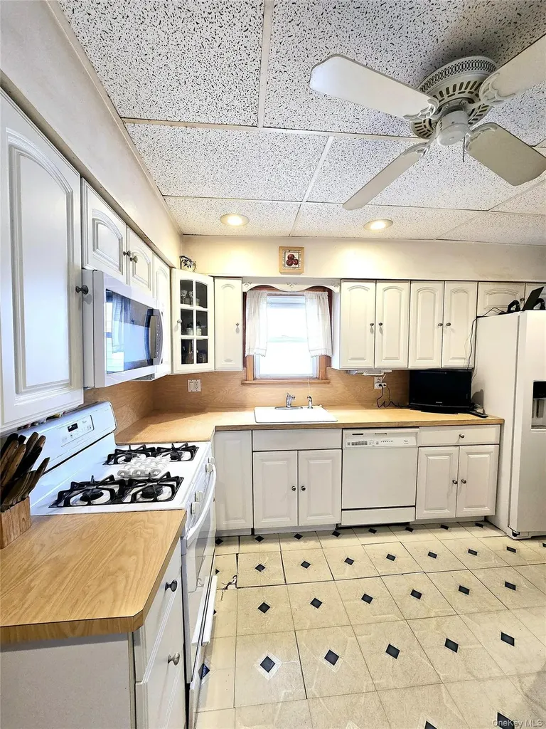 8509 Sutter Avenue Ozone Park NY 11417