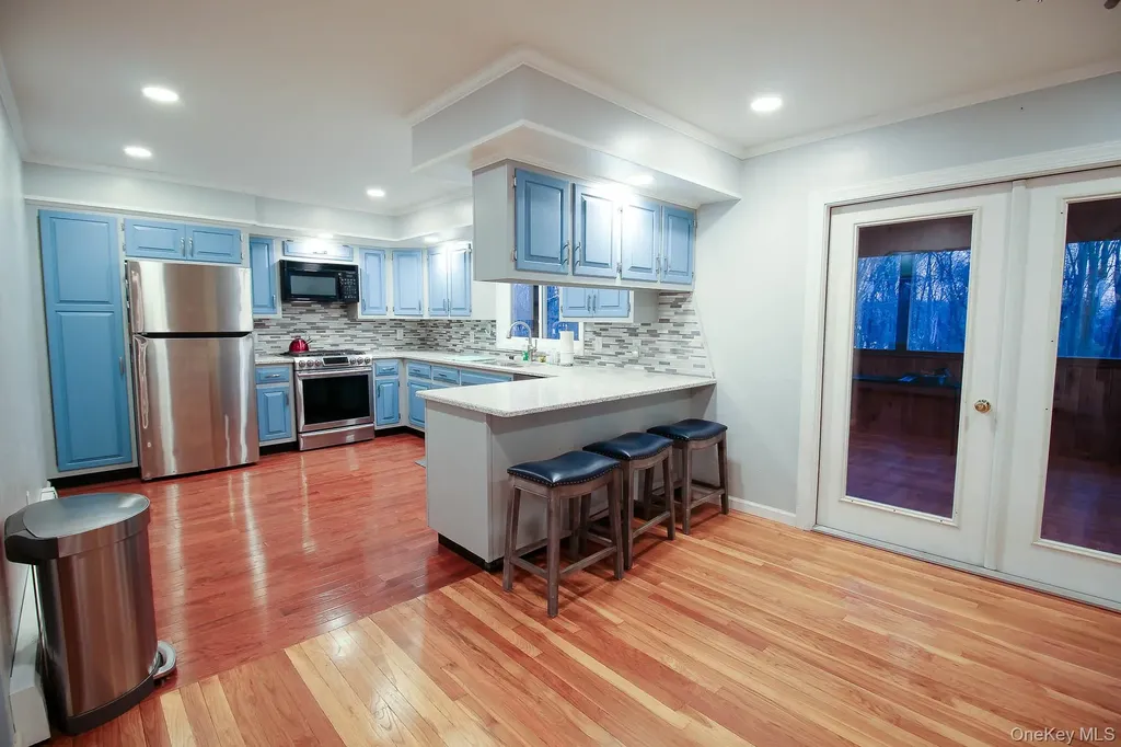 176 Gardnerville Road New Hampton NY 10958