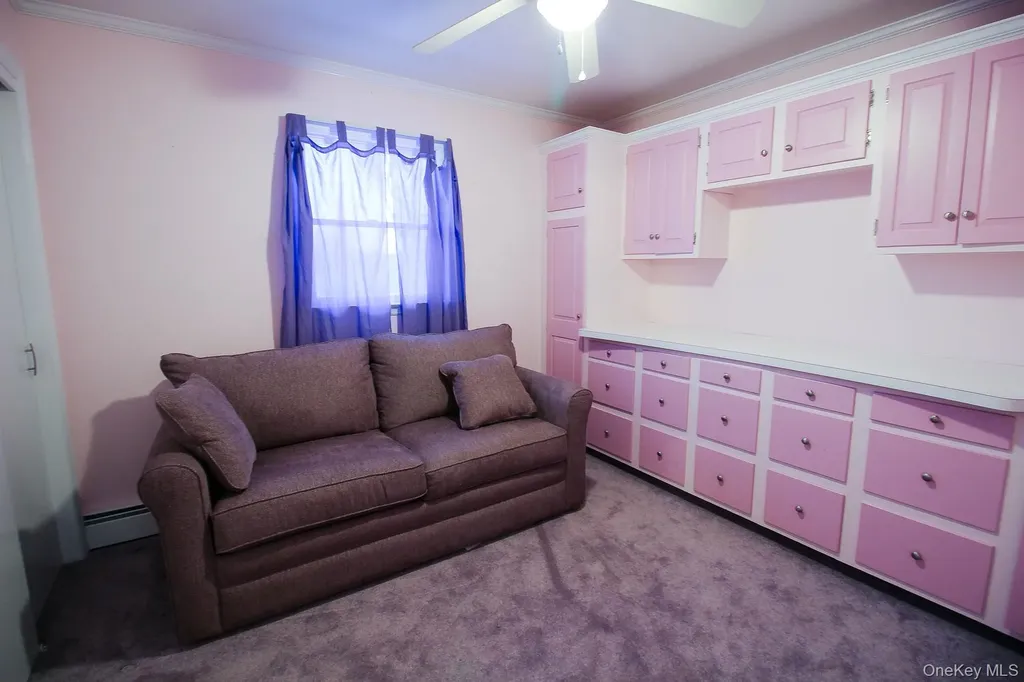 176 Gardnerville Road New Hampton NY 10958