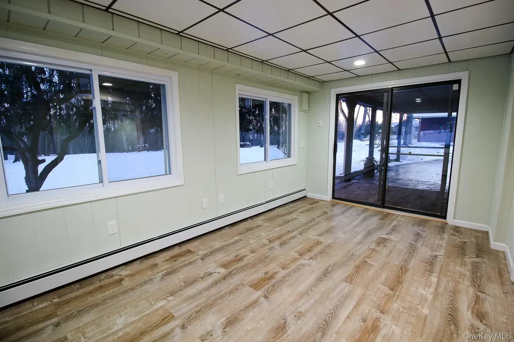 176 Gardnerville Road New Hampton NY 10958