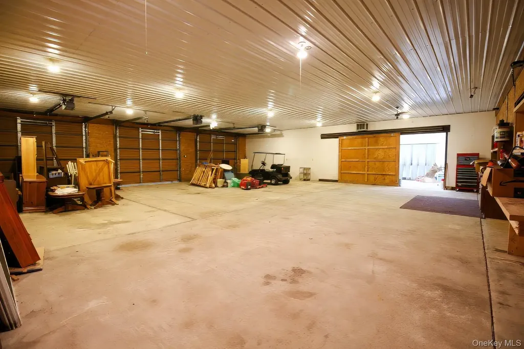 176 Gardnerville Road New Hampton NY 10958