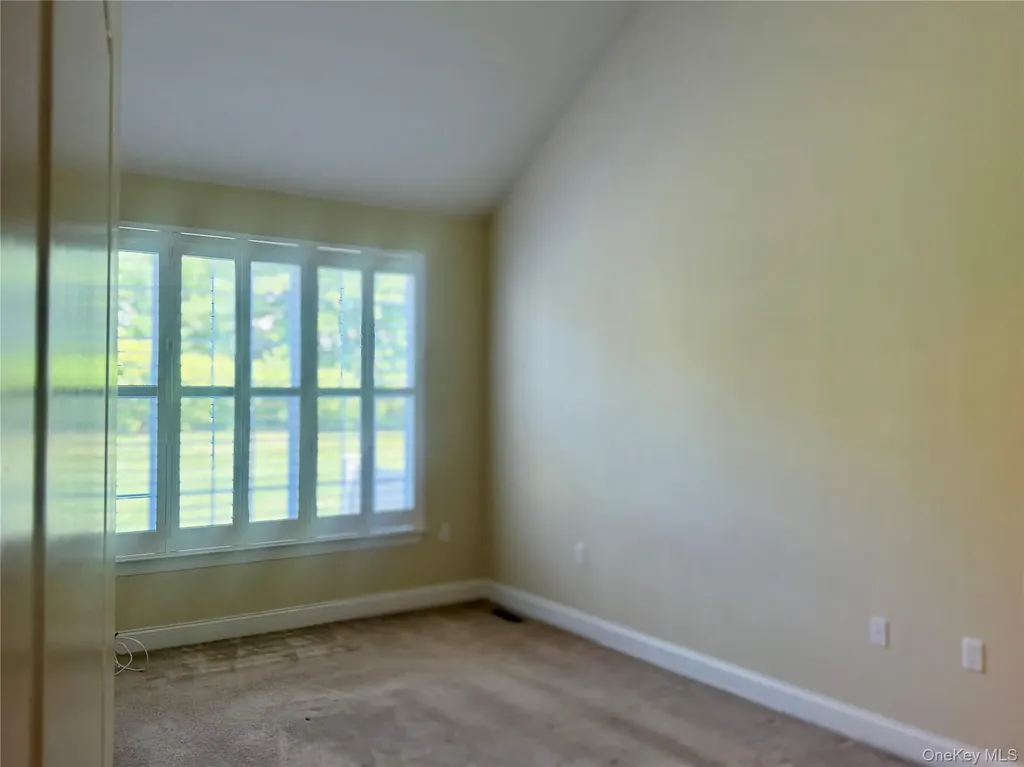 15 Evan Court Fishkill NY 12524