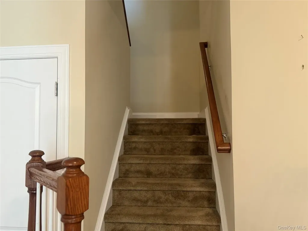 15 Evan Court Fishkill NY 12524