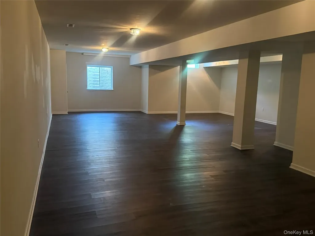 15 Evan Court Fishkill NY 12524