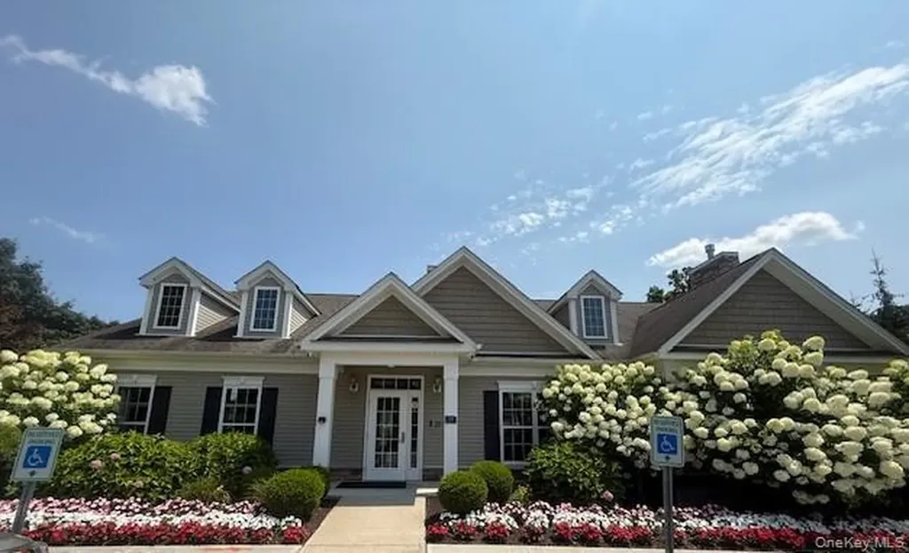 15 Evan Court Fishkill NY 12524