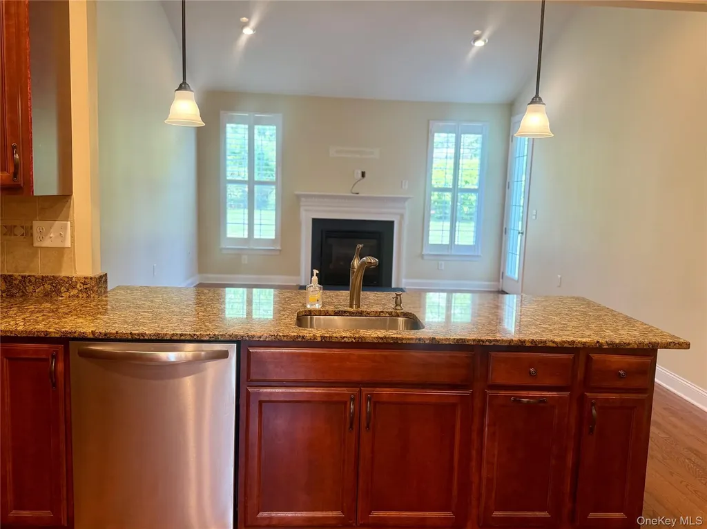 15 Evan Court Fishkill NY 12524