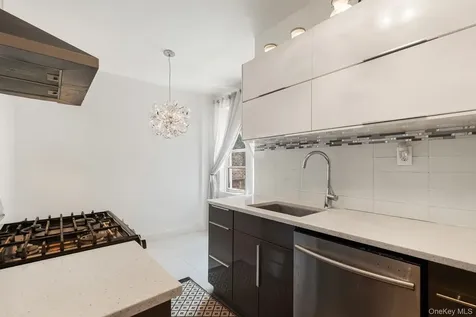 1440 Midland Avenue Bronxville NY 10708