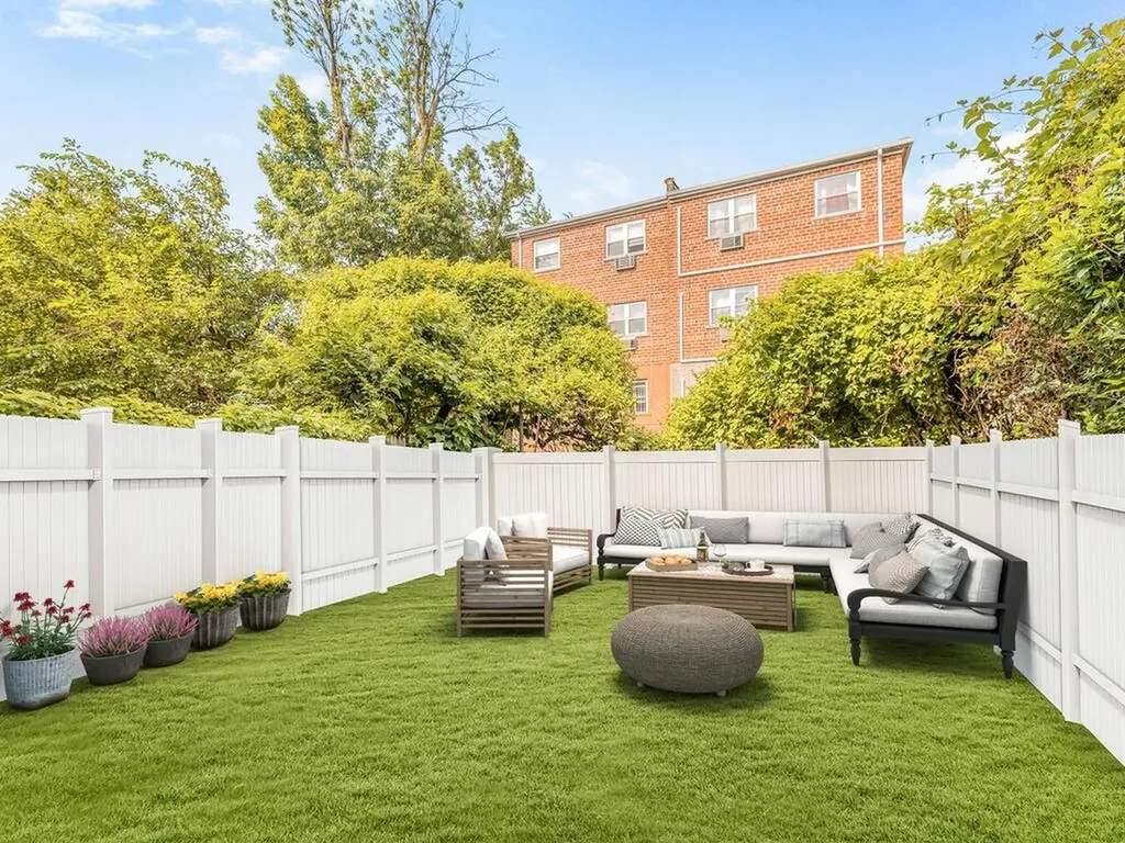 3039 Ely Avenue Bronx NY 10469
