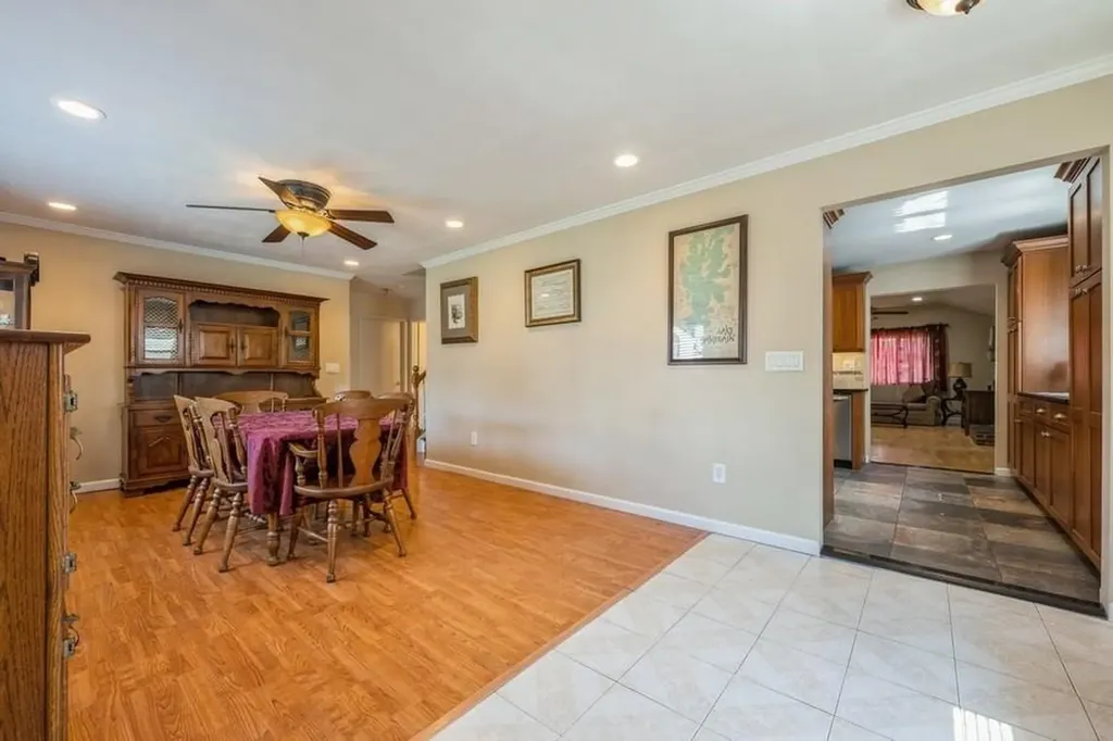 15 Budd Court Bethpage NY 11714