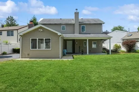 15 Budd Court Bethpage NY 11714