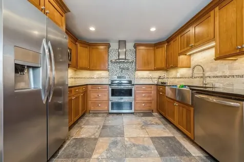 15 Budd Court Bethpage NY 11714