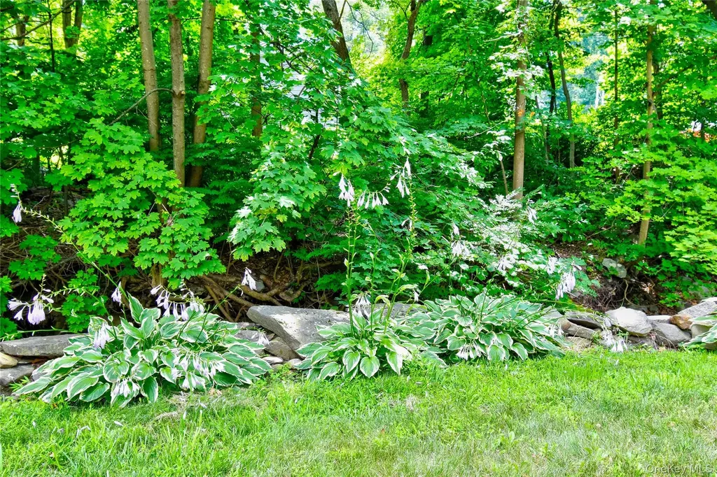 5 Orchard Trail Monroe NY 10950