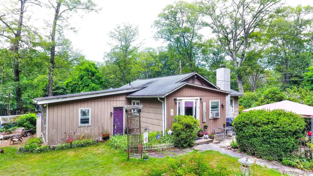 5 Orchard Trail Monroe NY 10950