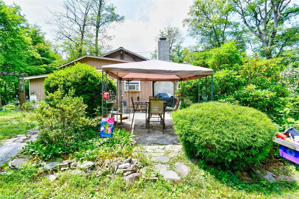 5 Orchard Trail Monroe NY 10950