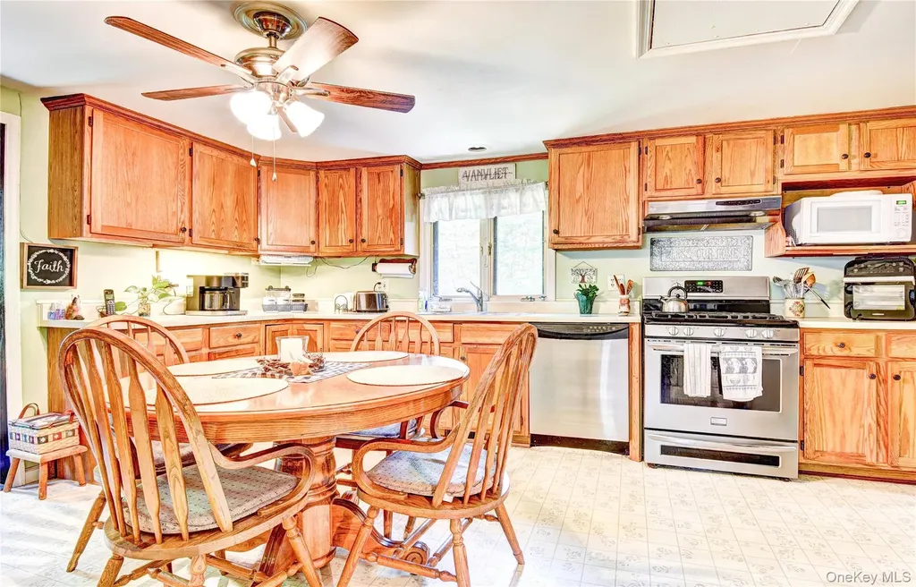 5 Orchard Trail Monroe NY 10950