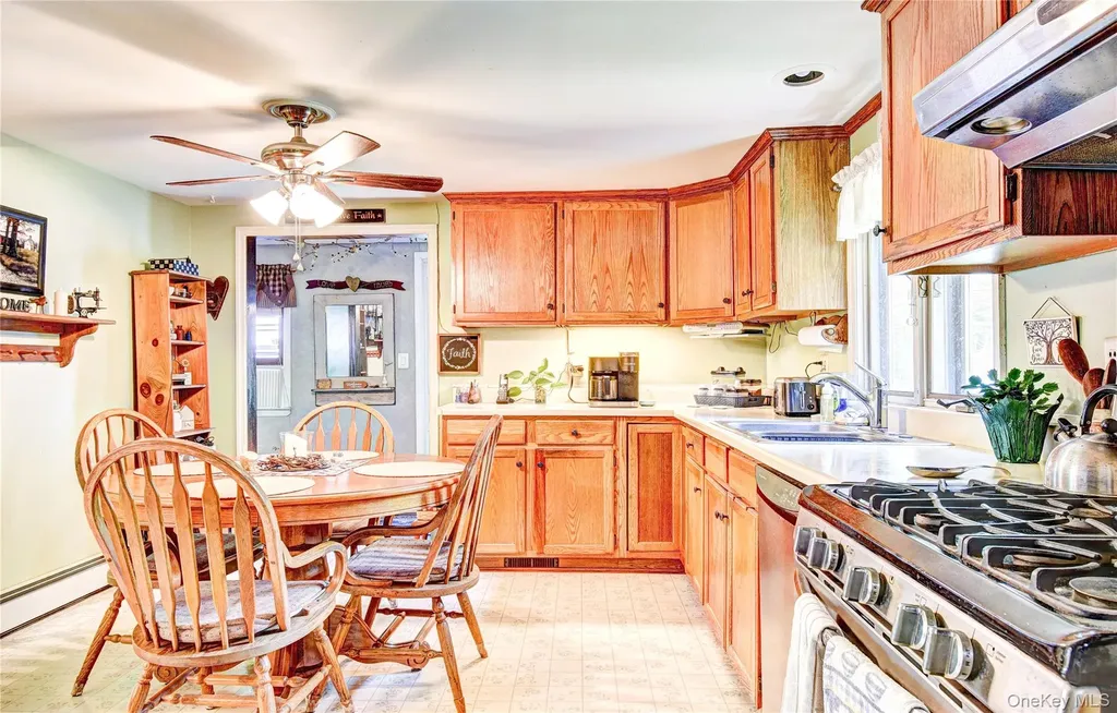 5 Orchard Trail Monroe NY 10950