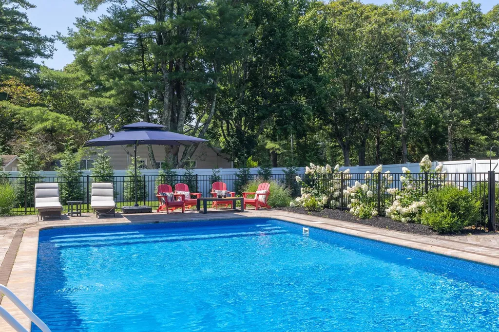 45 Old Saddle Road Ridge NY 11961