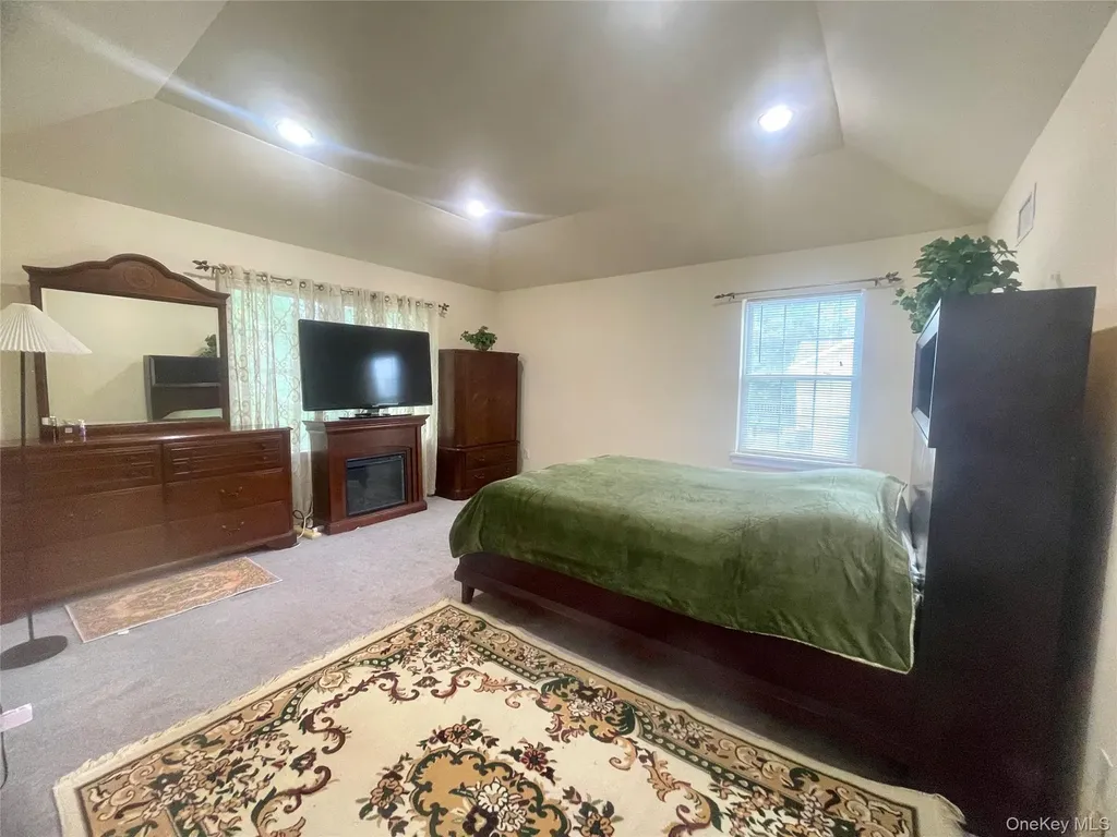 24 3rd Street Middletown NY 10940