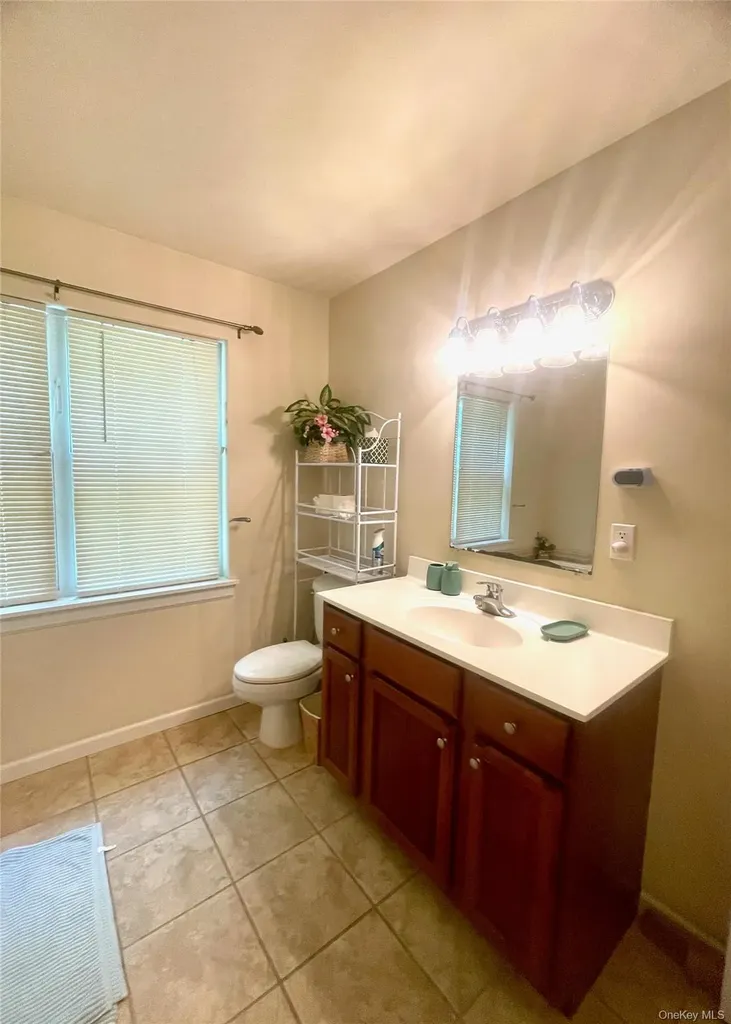 24 3rd Street Middletown NY 10940