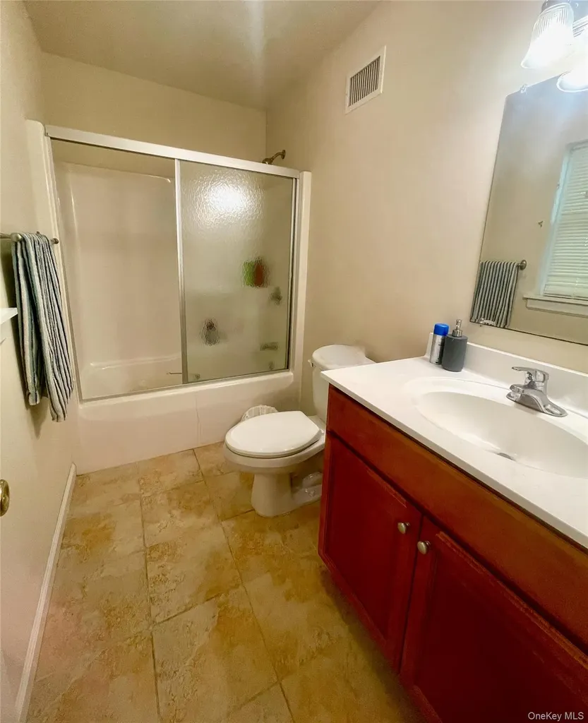 24 3rd Street Middletown NY 10940