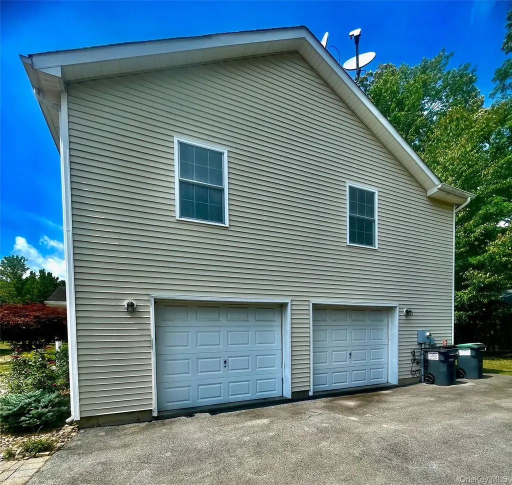 24 3rd Street Middletown NY 10940