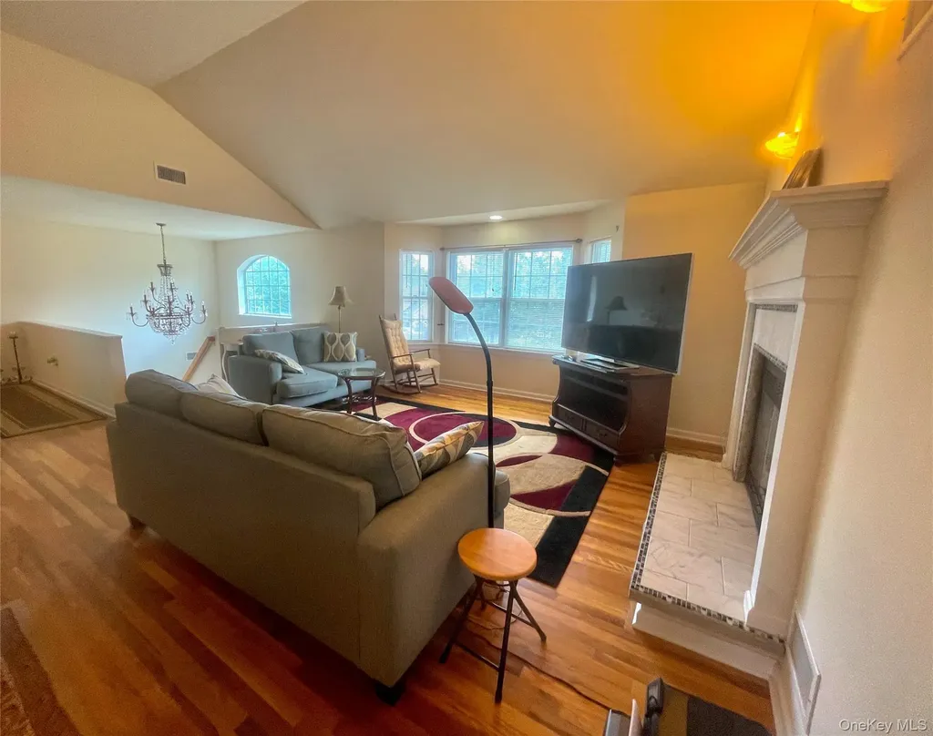 24 3rd Street Middletown NY 10940
