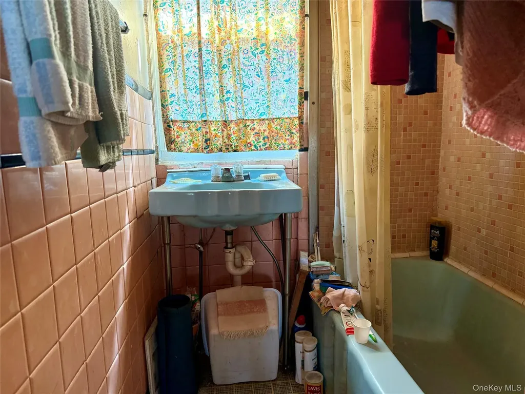 22 Lafayette Avenue Ossining NY 10562