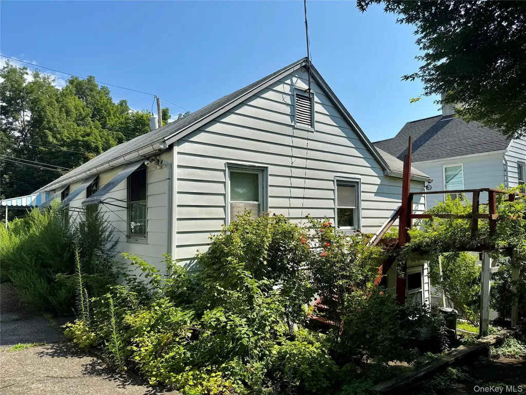 22 Lafayette Avenue Ossining NY 10562