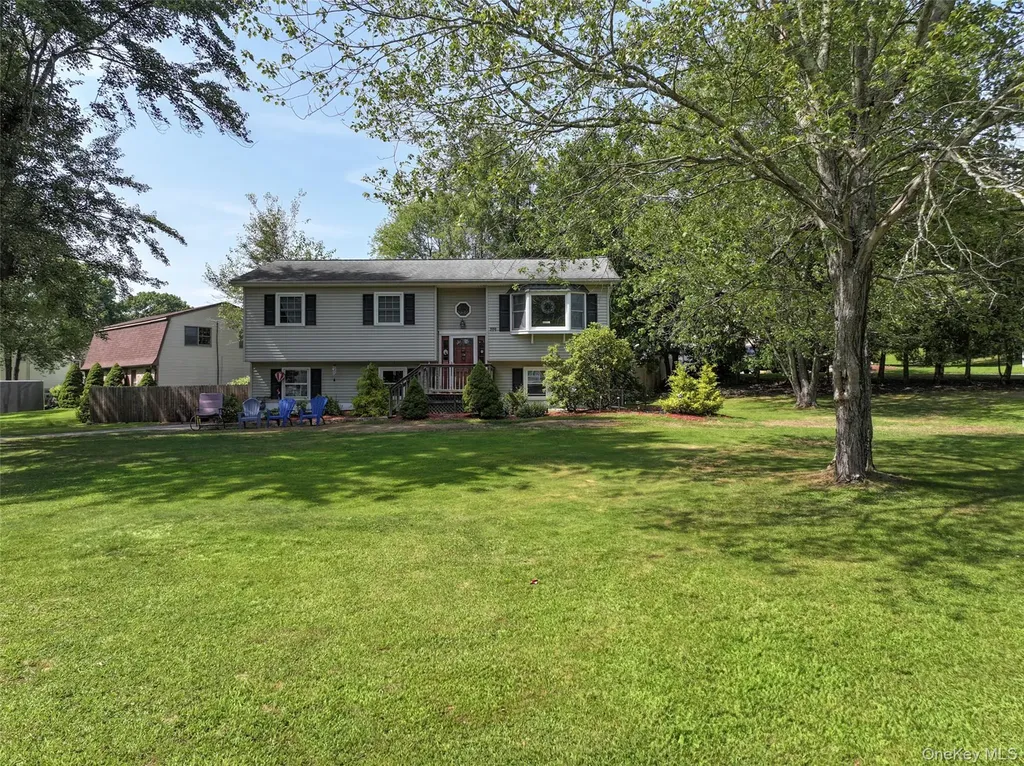 200 Cardinal Drive Montgomery NY 12549