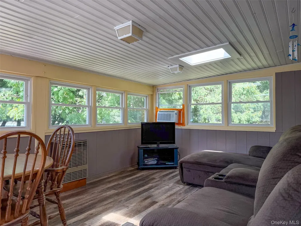 200 Cardinal Drive Montgomery NY 12549