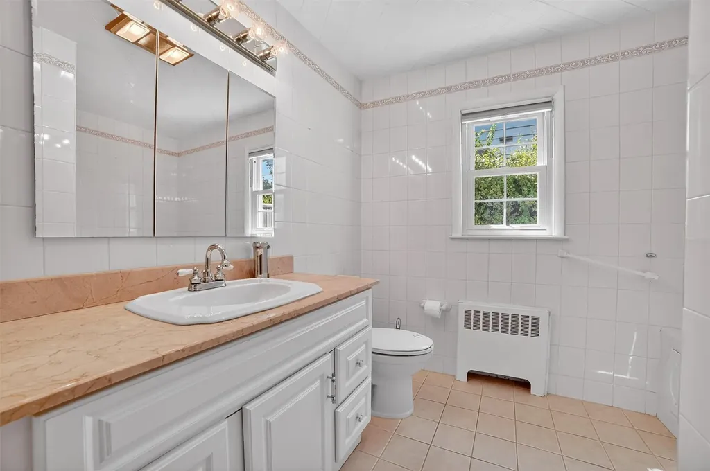 44 Standish Avenue Yonkers NY 10710