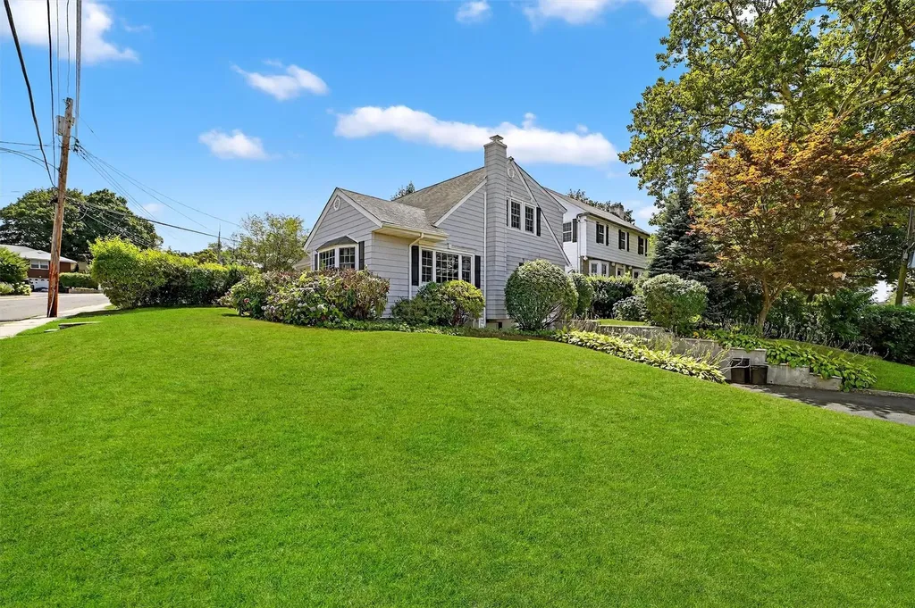 44 Standish Avenue Yonkers NY 10710