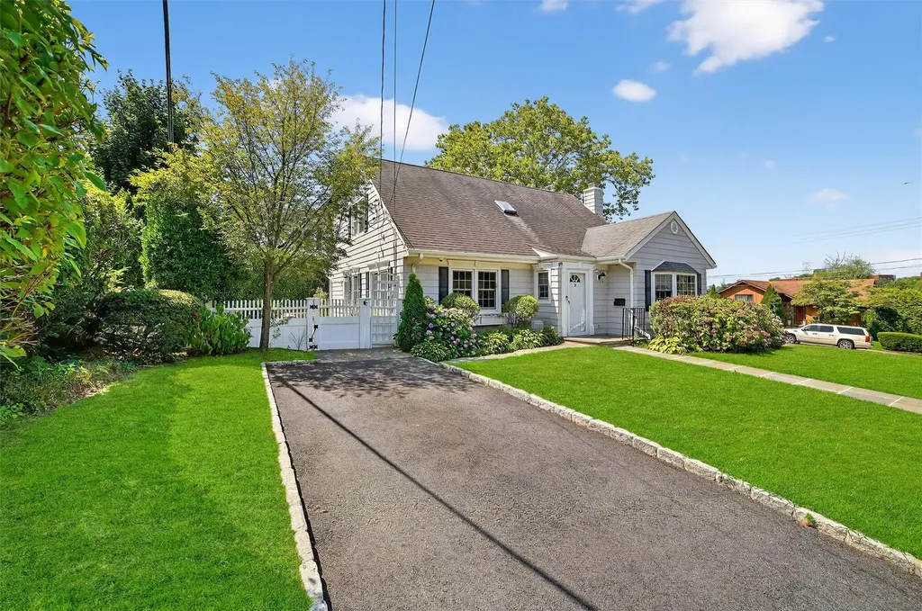 44 Standish Avenue Yonkers NY 10710
