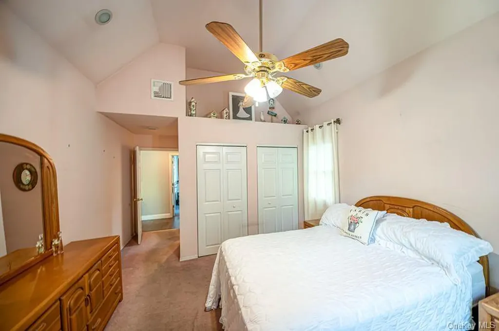 29 Bailey Avenue Babylon NY 11702