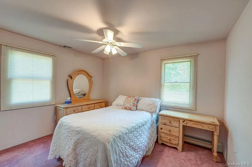 29 Bailey Avenue Babylon NY 11702